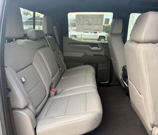2026 GMC Sierra 1500 SLT - Photo 12