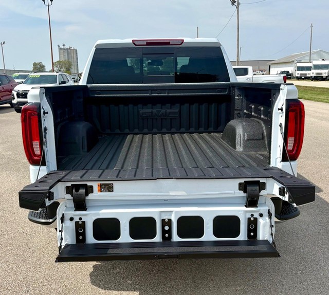2026 GMC Sierra 1500 SLT thumbnail image 06