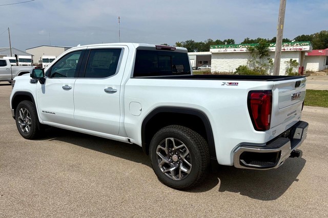 2026 GMC Sierra 1500 SLT thumbnail image 07
