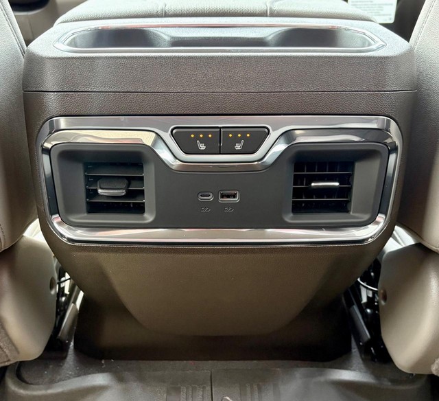 2026 GMC Sierra 1500 SLT thumbnail image 13