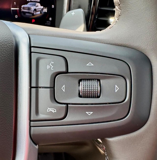 2026 GMC Sierra 1500 SLT thumbnail image 24