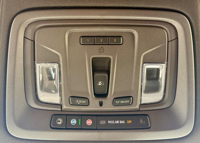 2026 GMC Sierra 1500 SLT thumbnail image 32