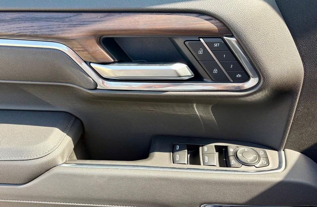 2026 GMC Sierra 1500 SLT - Photo 18
