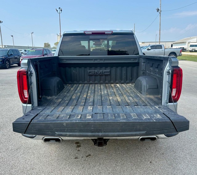 2025 GMC Sierra 1500 SLT thumbnail image 05