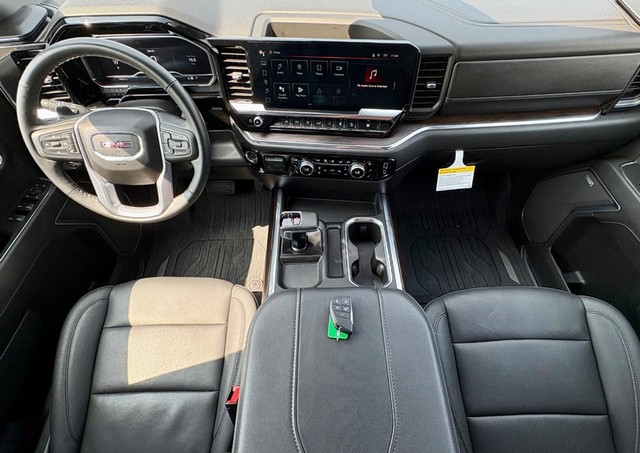 2025 GMC Sierra 1500 SLT thumbnail image 14