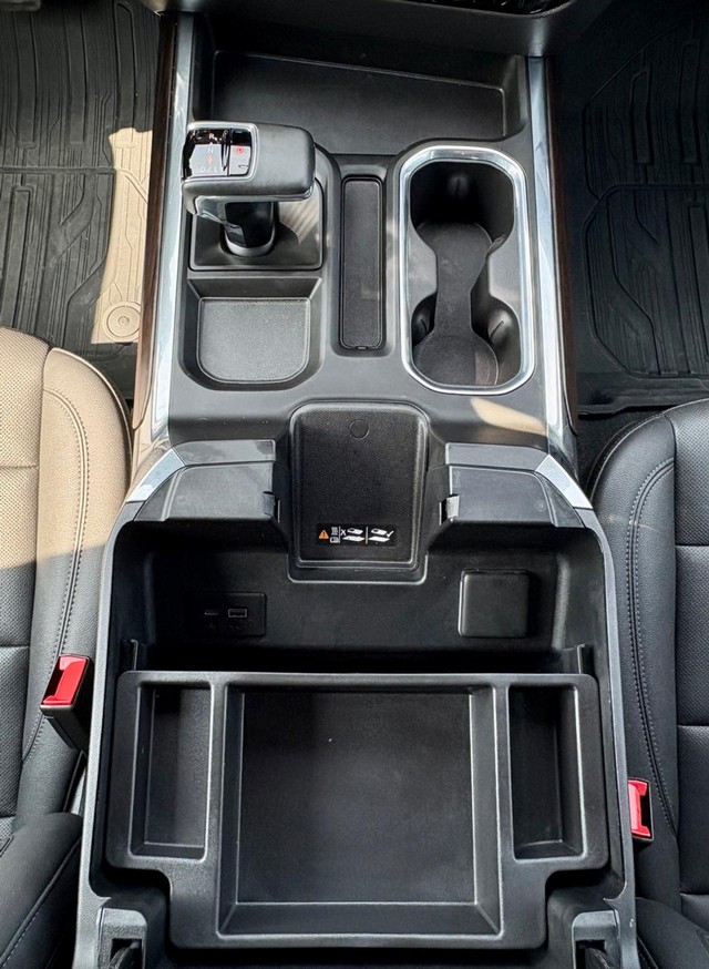 2025 GMC Sierra 1500 SLT thumbnail image 16