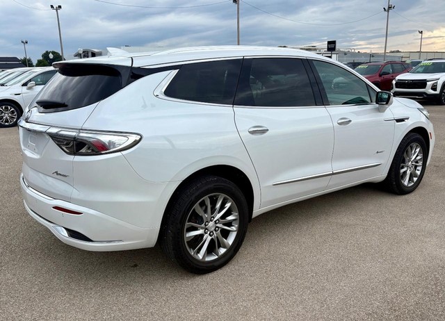 2022 Buick Enclave Avenir thumbnail image 03
