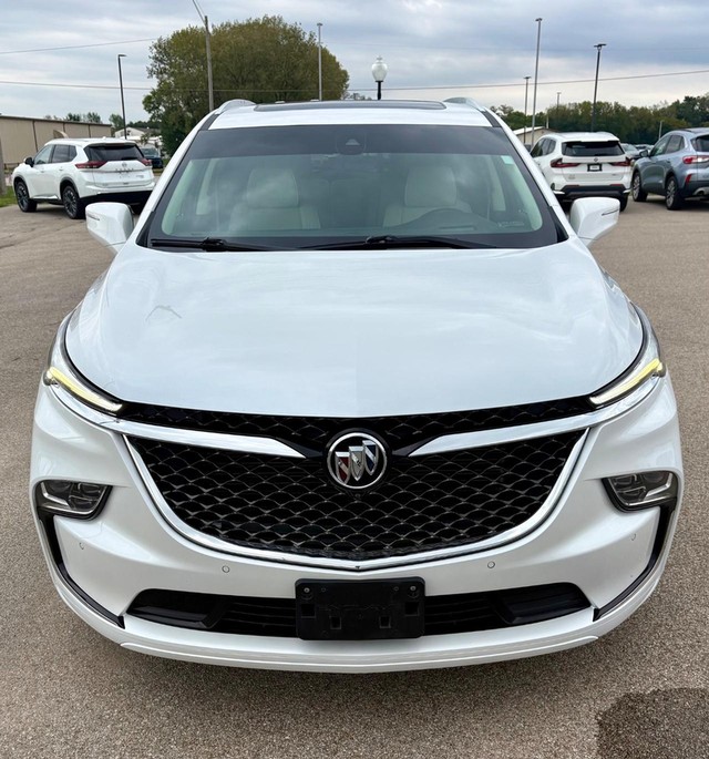 2022 Buick Enclave Avenir thumbnail image 10