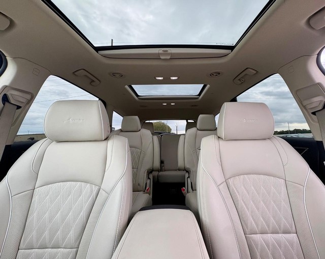 2022 Buick Enclave Avenir thumbnail image 32