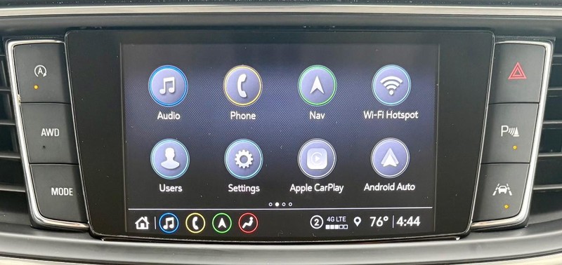 Buick Enclave Vehicle Full-screen Gallery Image 27
