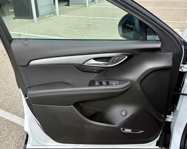 2026 Buick Envision Sport Touring thumbnail image 16