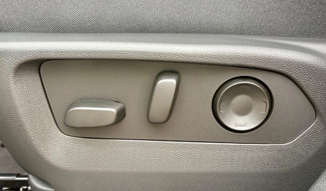 2026 Buick Envision Sport Touring thumbnail image 32