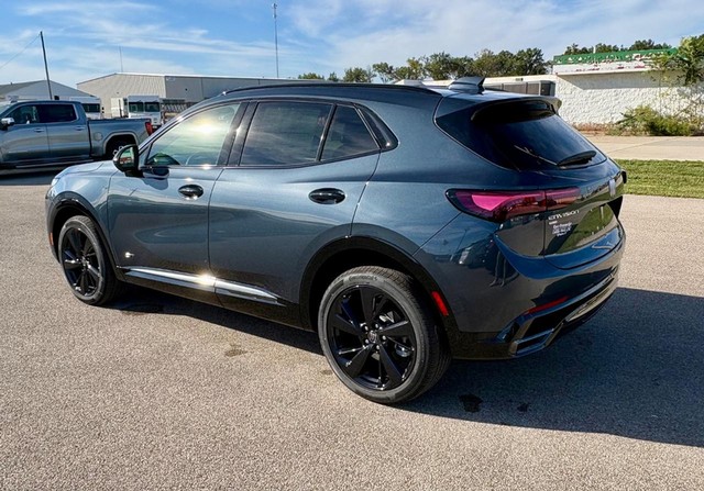 2026 Buick Envision Sport Touring thumbnail image 06