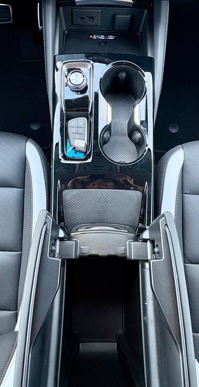 2026 Buick Envision Sport Touring thumbnail image 14