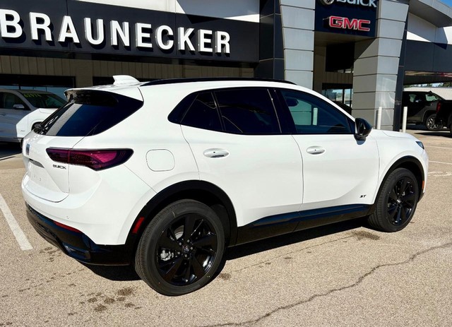2026 Buick Envision Sport Touring thumbnail image 03
