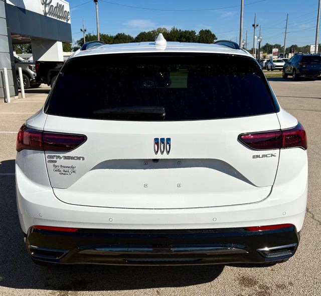 2026 Buick Envision Sport Touring thumbnail image 04