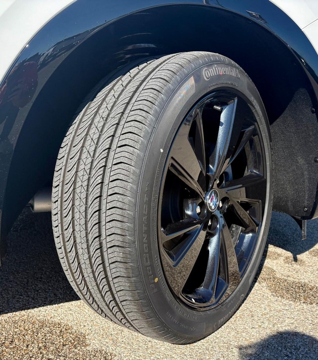 2026 Buick Envision Sport Touring thumbnail image 10