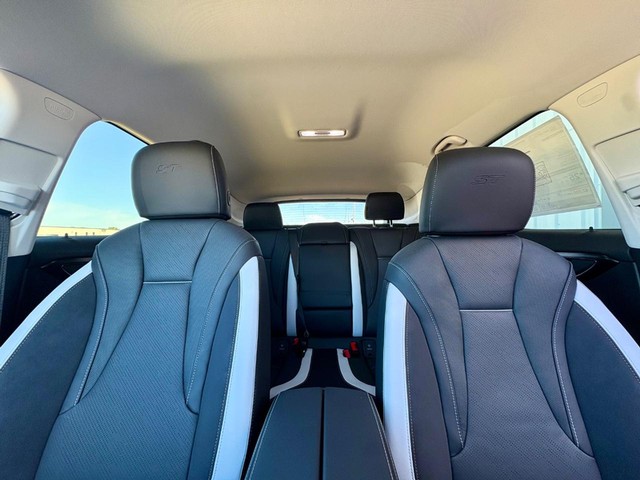 2026 Buick Envision Sport Touring thumbnail image 29