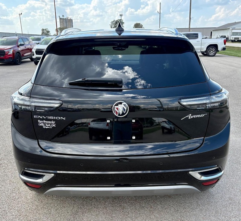 Buick Envision Vehicle Full-screen Gallery Image 04