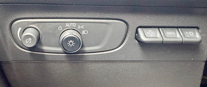 Buick Envision Vehicle Full-screen Gallery Image 16