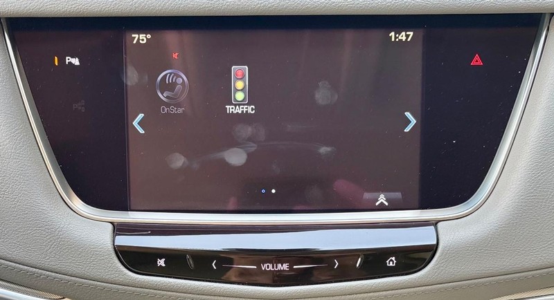 Cadillac XT5 Vehicle Full-screen Gallery Image 25