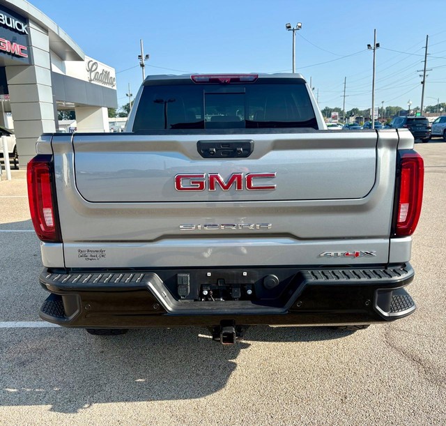 2023 GMC Sierra 1500 4WD AT4X Crew Cab thumbnail image 04