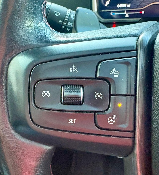 2023 GMC Sierra 1500 4WD AT4X Crew Cab thumbnail image 24