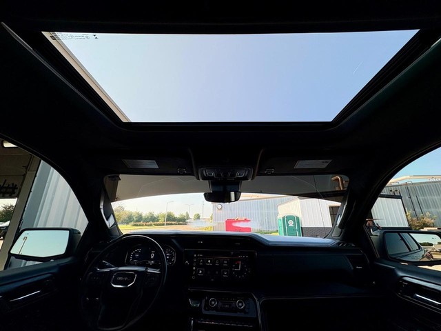 2023 GMC Sierra 1500 4WD AT4X Crew Cab thumbnail image 32