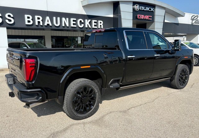 2026 GMC Sierra 2500HD Denali thumbnail image 03