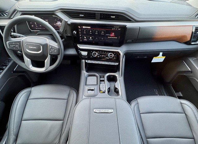 2026 GMC Sierra 2500HD Denali thumbnail image 14
