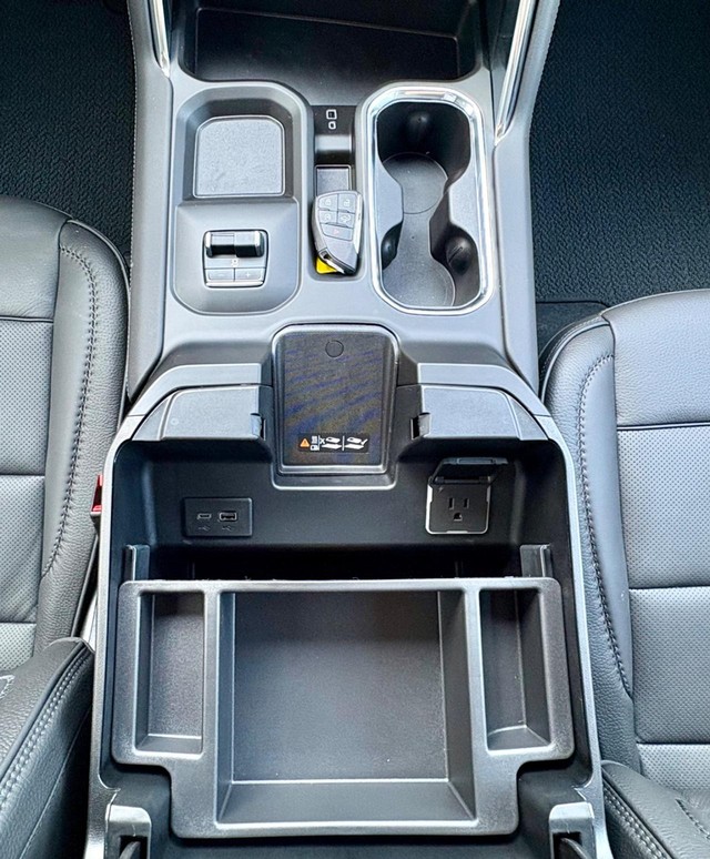 2026 GMC Sierra 2500HD Denali thumbnail image 15