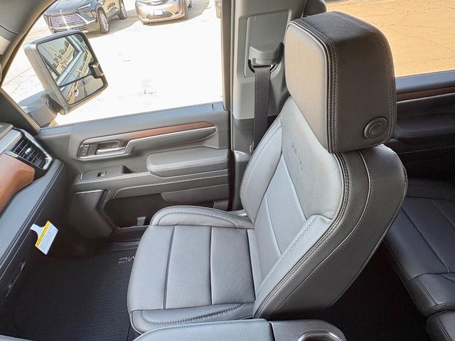 2026 GMC Sierra 2500HD Denali thumbnail image 16