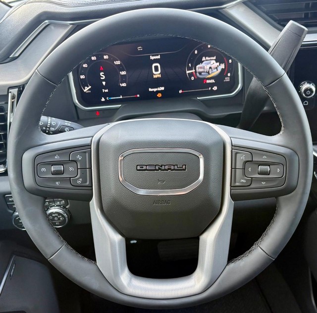 2026 GMC Sierra 2500HD Denali thumbnail image 22