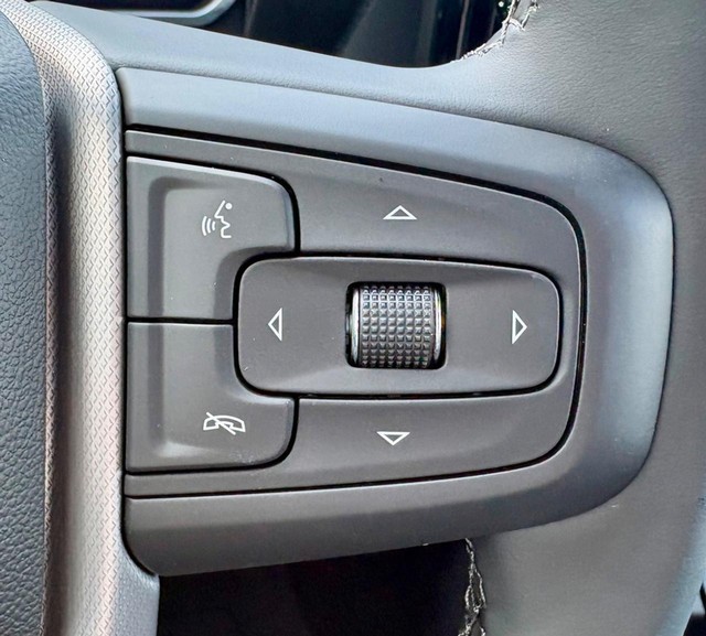 2026 GMC Sierra 2500HD Denali thumbnail image 24