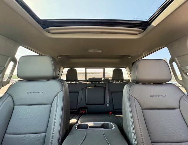 2026 GMC Sierra 2500HD Denali thumbnail image 31