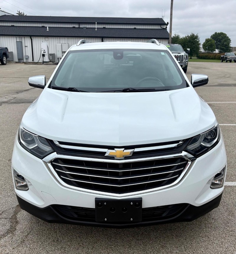 Chevrolet Equinox Vehicle Full-screen Gallery Image 06
