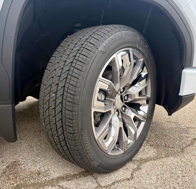 2026 GMC Sierra 1500 Denali thumbnail image 10