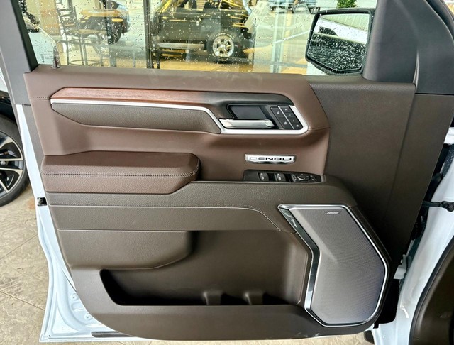 2026 GMC Sierra 1500 Denali thumbnail image 16