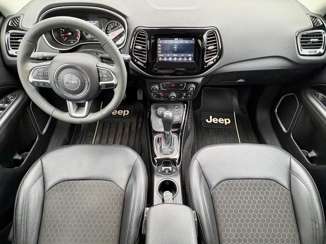 2021 Jeep Compass 4WD Altitude thumbnail image 13