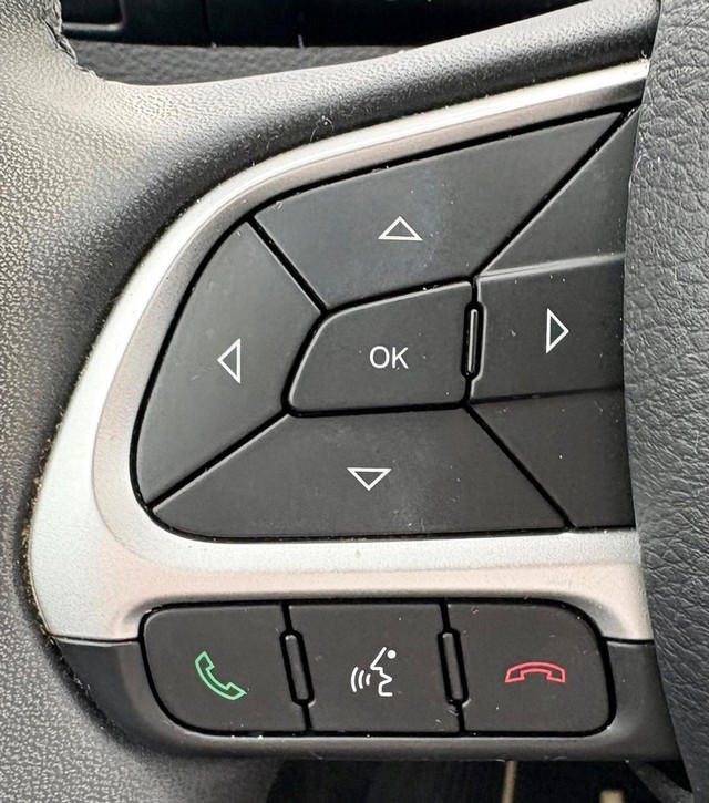 2021 Jeep Compass 4WD Altitude thumbnail image 27