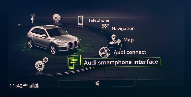 Audi Q5 Vehicle Full-screen Gallery Image 25