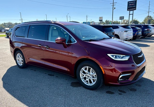 2021 Chrysler Pacifica Touring L thumbnail image 02