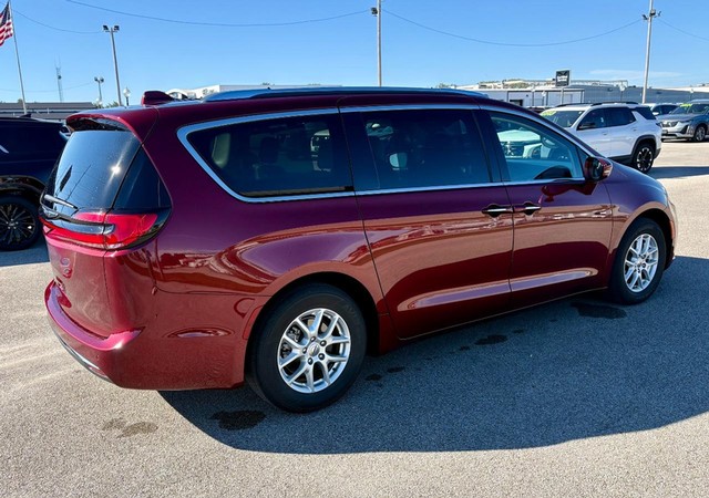 2021 Chrysler Pacifica Touring L thumbnail image 03