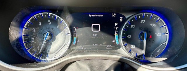 2021 Chrysler Pacifica Touring L thumbnail image 21