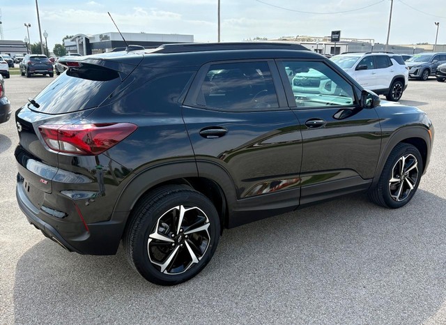 2022 Chevrolet TrailBlazer RS thumbnail image 03