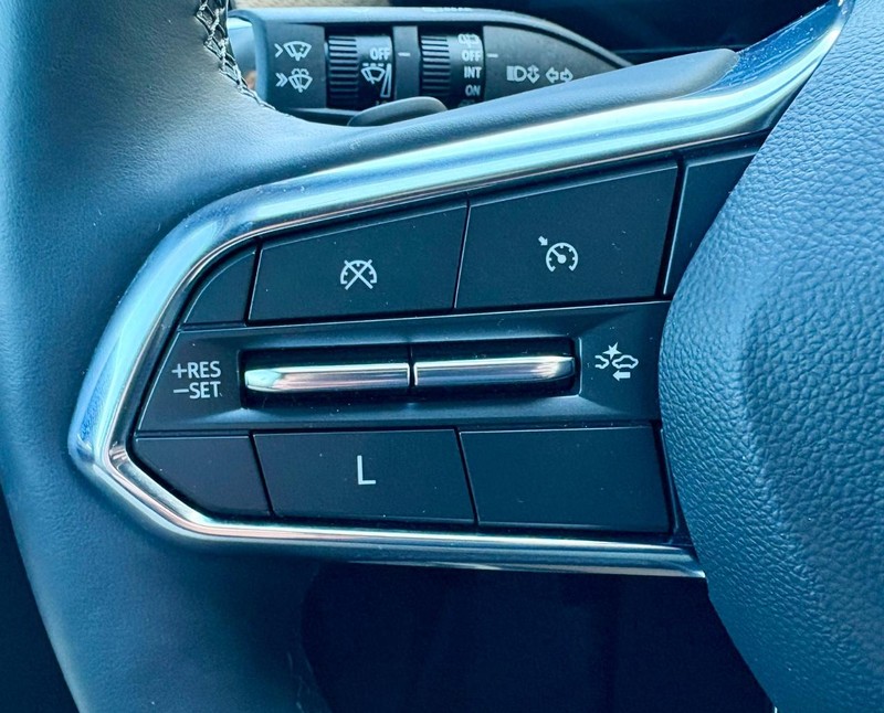 Chevrolet Equinox Vehicle Full-screen Gallery Image 20