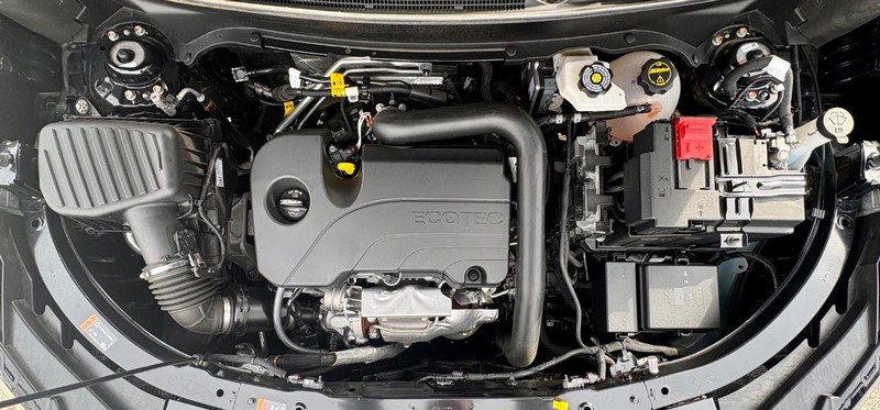 Chevrolet Equinox Vehicle Full-screen Gallery Image 09