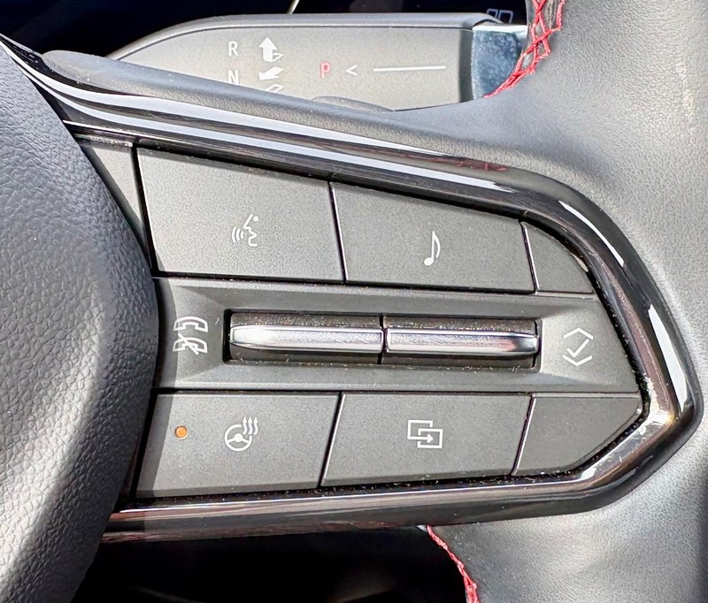 Chevrolet Equinox Vehicle Full-screen Gallery Image 21