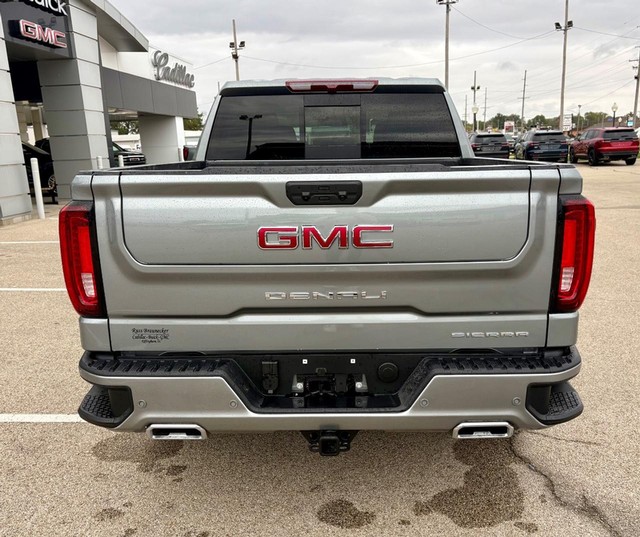 2026 GMC Sierra 1500 Denali thumbnail image 04