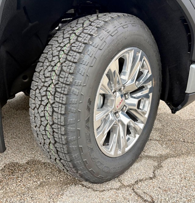2026 GMC Sierra 1500 Denali thumbnail image 11
